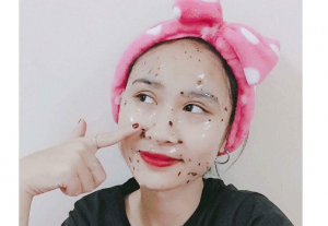 Read more about the article Gia công mặt nạ thạch cánh hoa – Gia công mặt nạ giấy, mặt nạ gel uy tín chất lượng